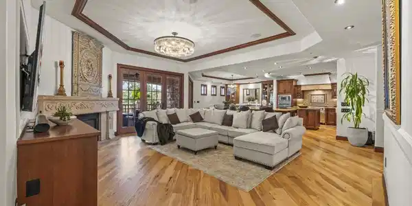 120 C Ave