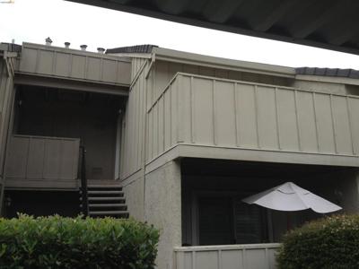 2209 Lakeview Cir