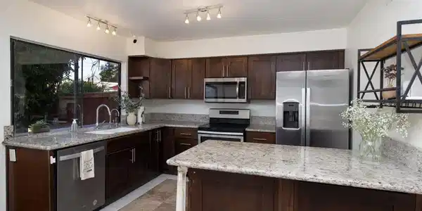 2925 Via Libertad