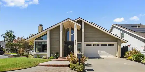 8381 Seaport Dr.