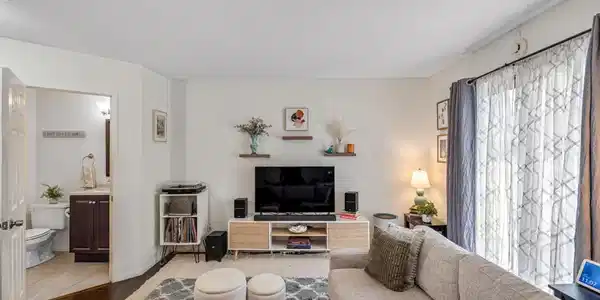 1461 Hemlock