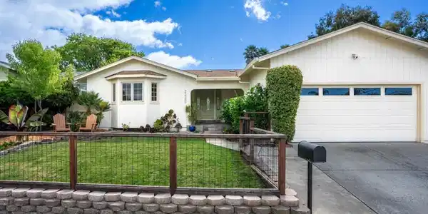 2220 Juan Pablo Lane