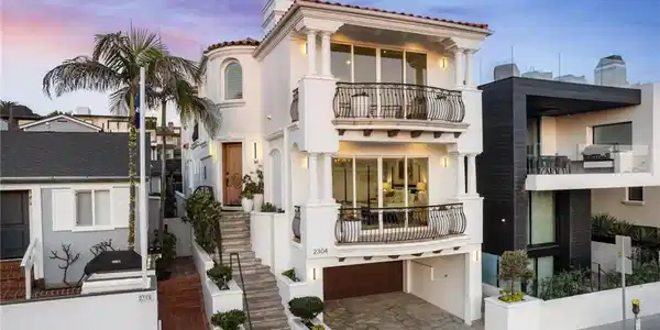 2304 Hermosa Avenue