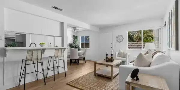 16394 Del Oro Cir