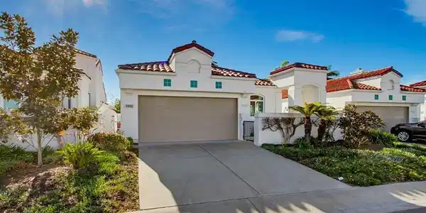 4959 Lamia Way