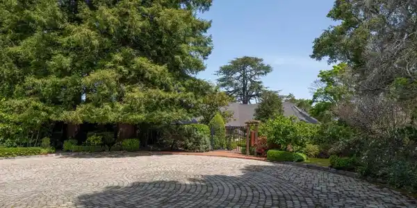 130 Reservoir Road