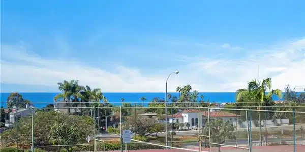 2501 S El Camino Real