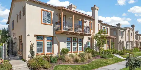 4337 Admiral Way