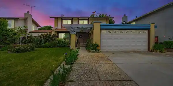 1418 Goldenlake Road