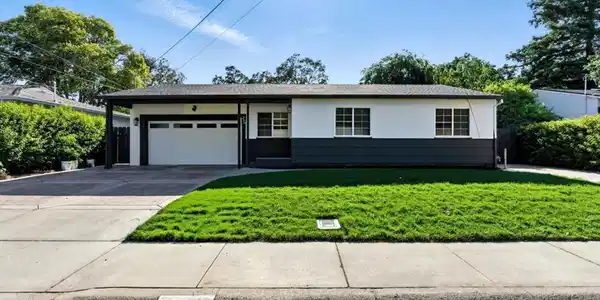 912 Ruth Drive