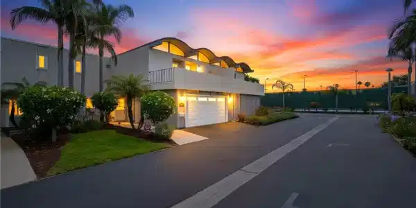 336 Tours Lane