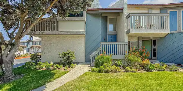 3484 Sunset Lane