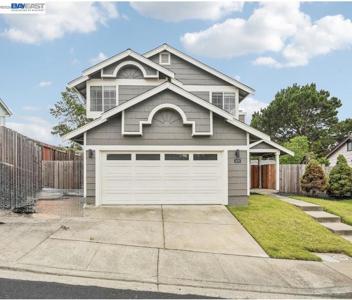 109 Crownpointe Dr