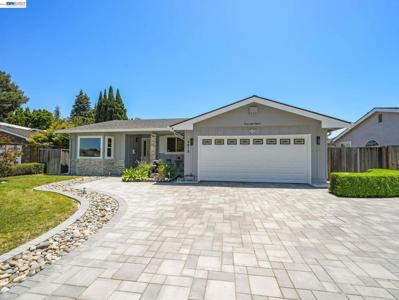 4815 Windermere Dr