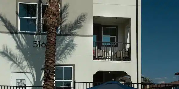 514 Avenida Centro