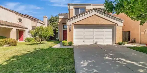 457 Calistoga Cir