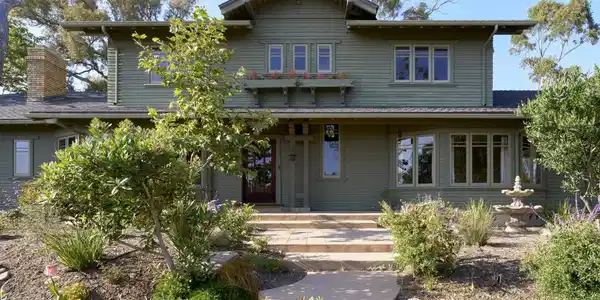 402 Lynn Drive