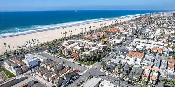 1200 Pacific Coast Highway