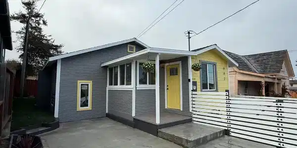 684 David Avenue