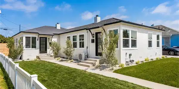 2510 Termino Avenue