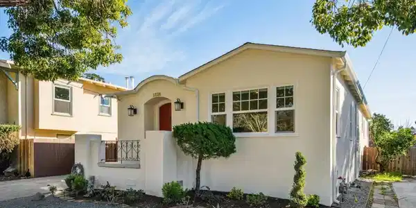 1328 Marin Ave