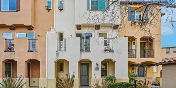 176 Jeffrey Terrace