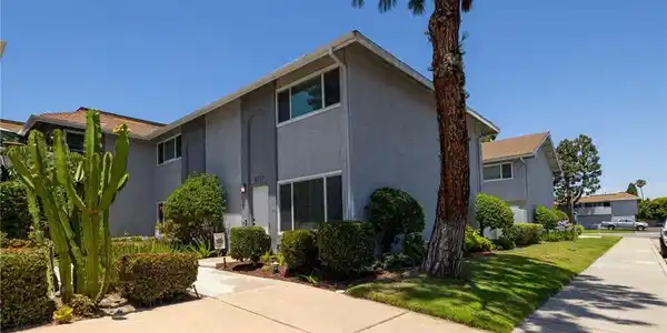 9717 Pettswood #6 Drive