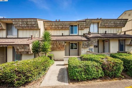2751 Duhallow Way