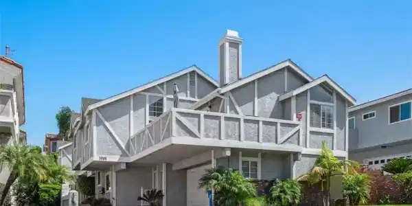 1805 Carnegie Lane