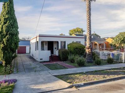 3307 Tulare Ave