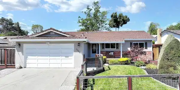 2006 Rainier Drive