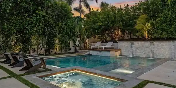 5 Wild Rose Pl
