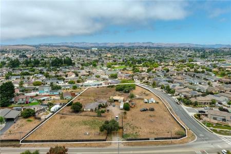 1591 1601 Farroll Road