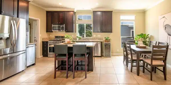 6508 Friendly Place
