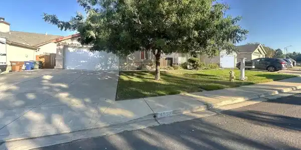 4636 La Vista Dr
