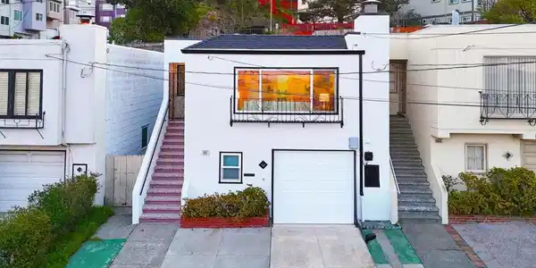 107 Wyandotte Avenue