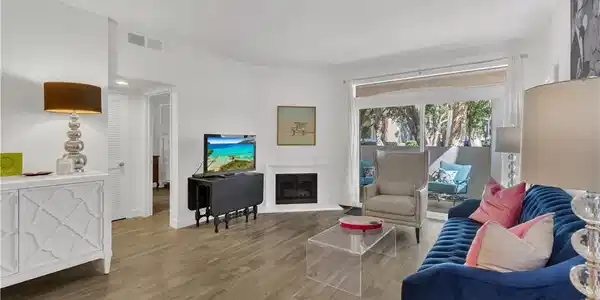 358 Villa Point