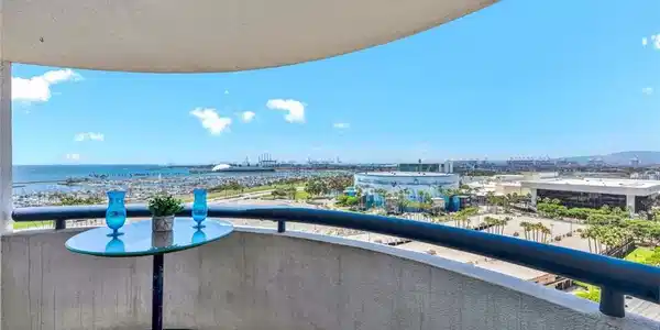 525 E Seaside Way