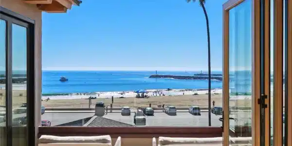 3130 Breakers