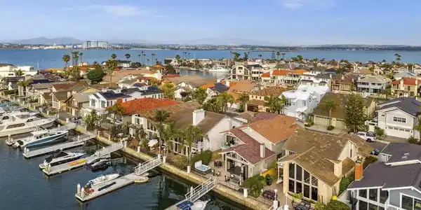 41 Blue Anchor Cay Rd
