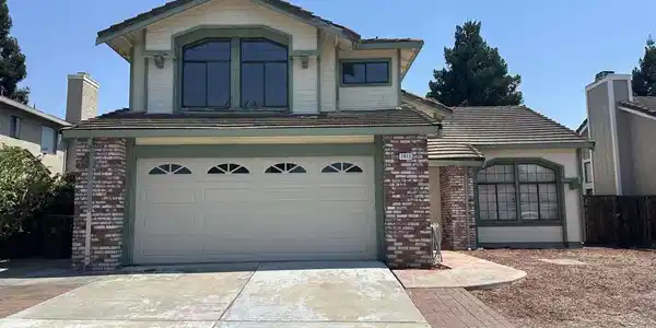2613 Whitetail Ct