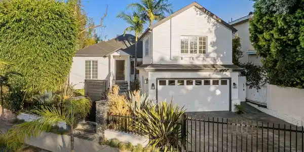 218 S Bundy Drive