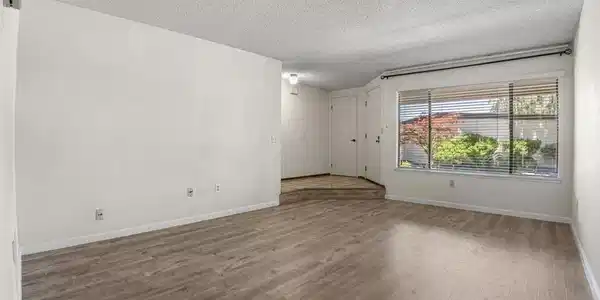 622 N Ahwanee Terrace