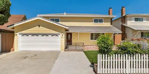 1371 Lassen Avenue