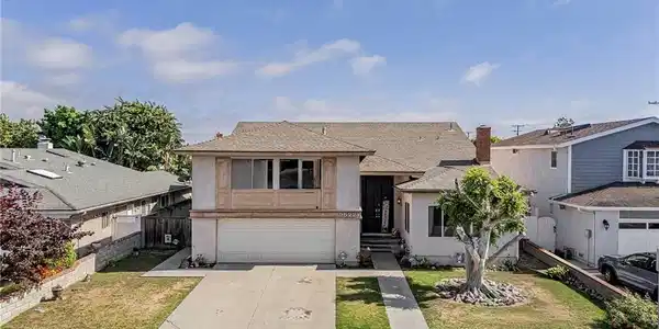 9522 Yellowstone Drive