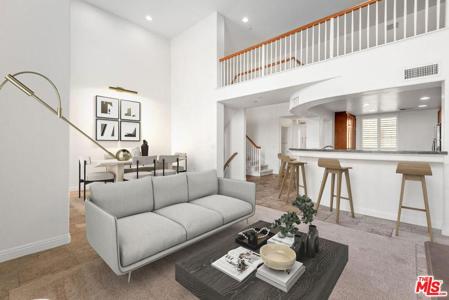 5831 Seawalk Drive