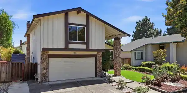 1170 Bennett Ct