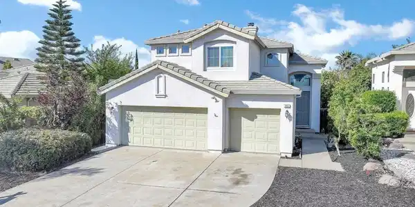 2451 Carpinteria DR