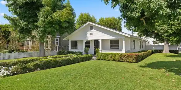 465 Santa Ana Avenue
