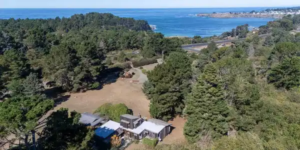 9001 N Highway 1